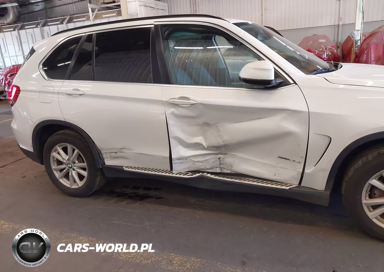 2015 BMW X5 xDrive35I VIN:5UXKR0C57F0K64118 - 6