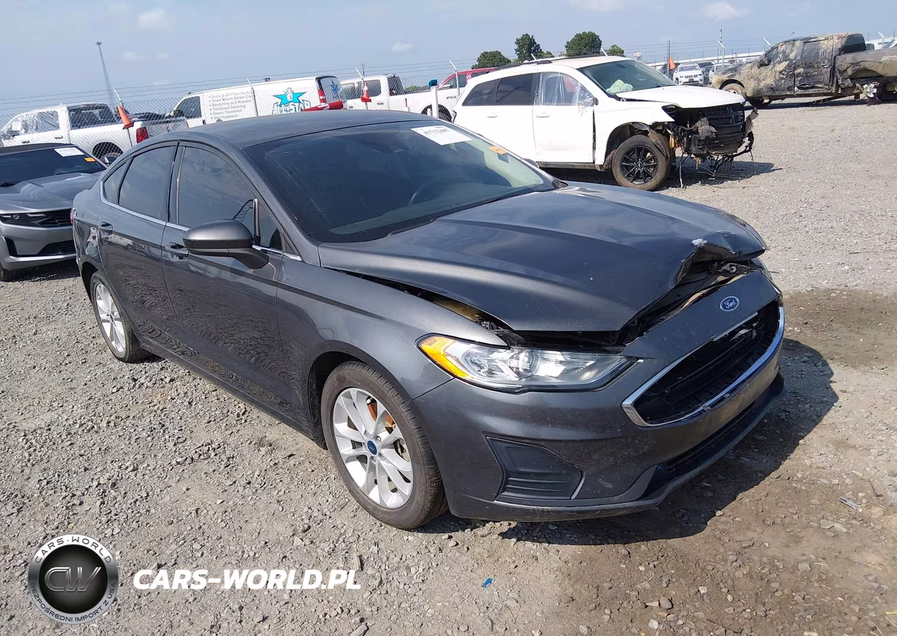 2020 Ford Fusion Se – zdjęcie 1 z 18
