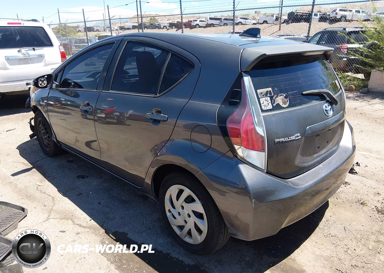 2015 Toyota Prius C One VIN:JTDKDTB36F1103786 - 3