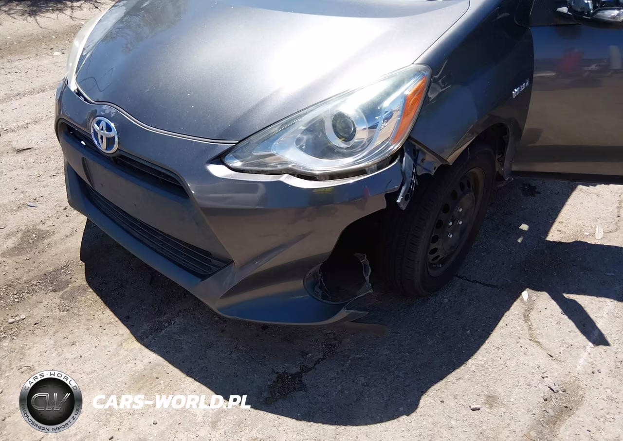 2015 Toyota Prius C One VIN:JTDKDTB36F1103786 - 6