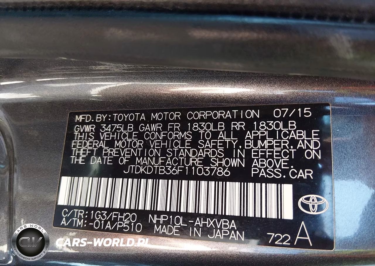 2015 Toyota Prius C One VIN:JTDKDTB36F1103786 - 9