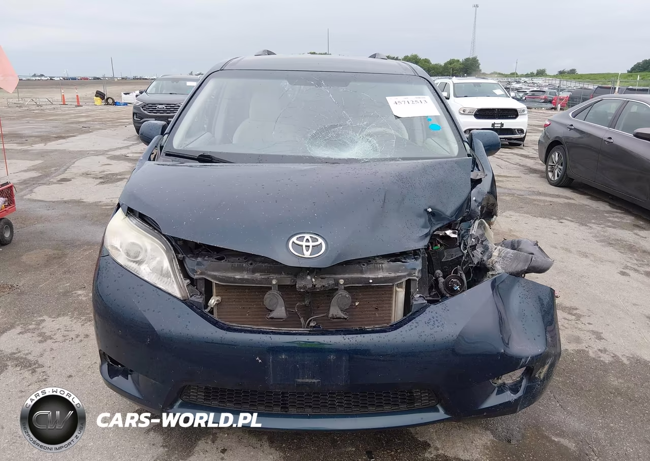 2012 Toyota Sienna Le V6 8 Passenger VIN:5TDKK3DCXCS246564 - 13