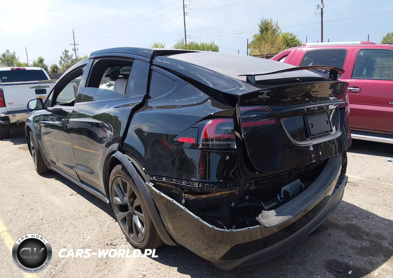2023 Tesla Model X Plaid Tri Motor All-Wheel Drive VIN:7SAXCBE69PF395440 - 3