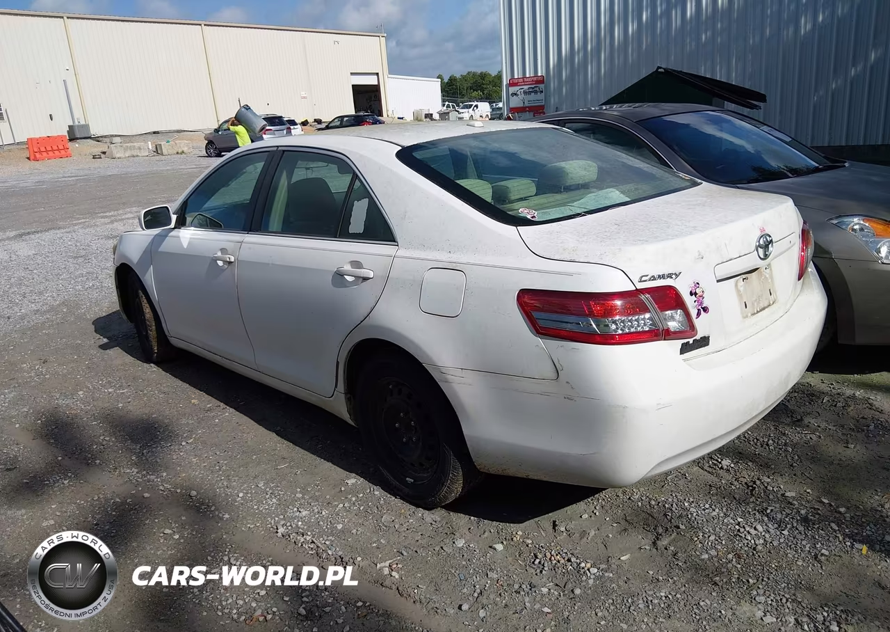 2011 Toyota Camry VIN:4T1BF3EK0BU698071 - 3
