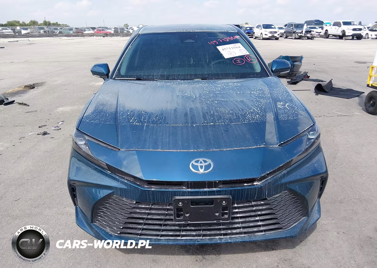 2026 Toyota Camry Le VIN:4T1DAACK0TU219602 - 13