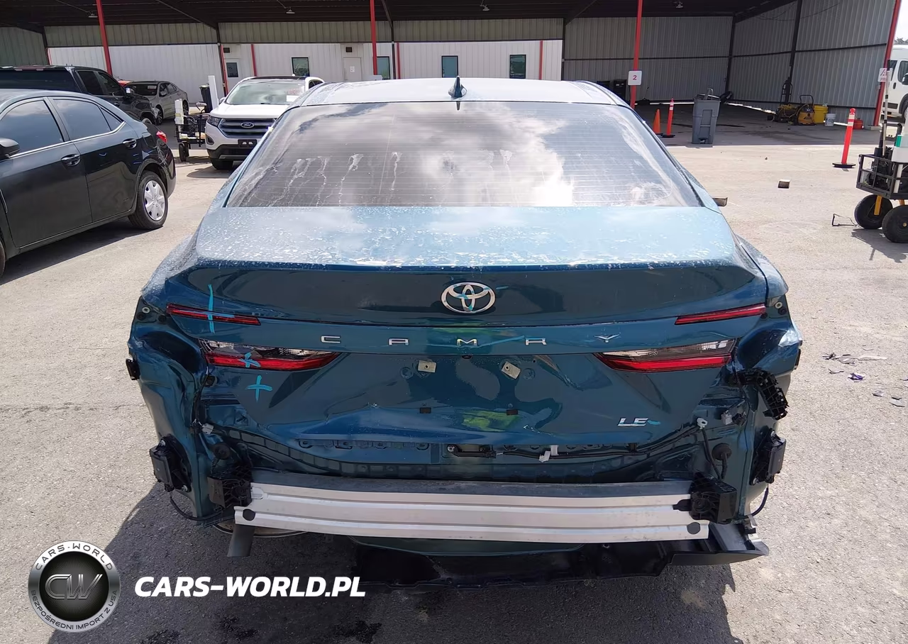2026 Toyota Camry Le VIN:4T1DAACK0TU219602 - 6