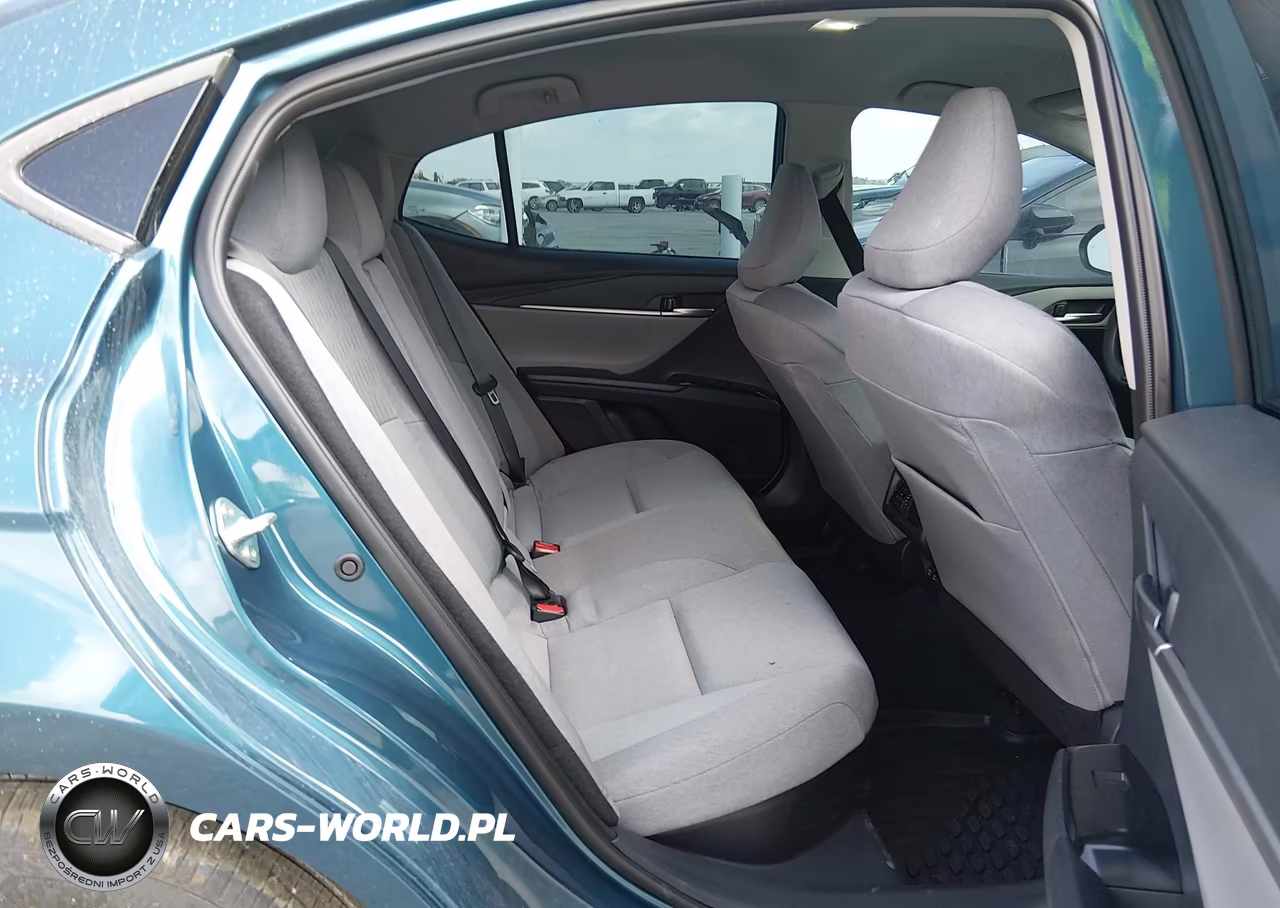 2026 Toyota Camry Le VIN:4T1DAACK0TU219602 - 8