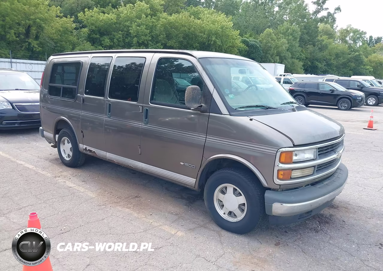2000 Chevrolet Express Upfitter Pkg.