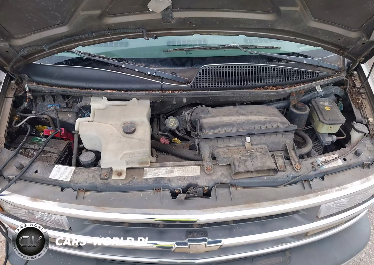 2000 Chevrolet Express Upfitter Pkg. VIN:1GBFG15R1Y1105806 - 10