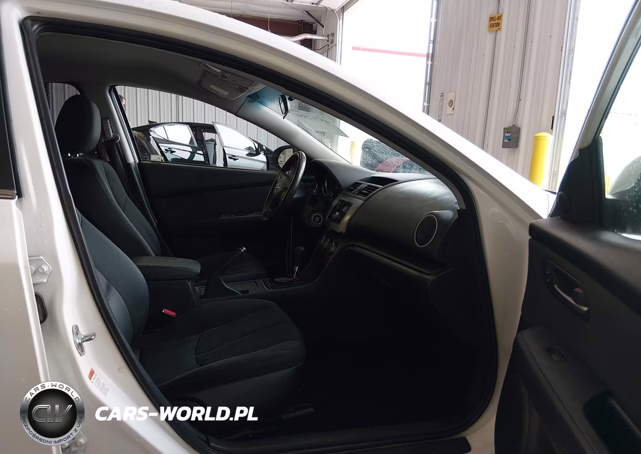 2011 Mazda Mazda6 I Sport VIN:1YVHZ8BH2B5M11121 - 5
