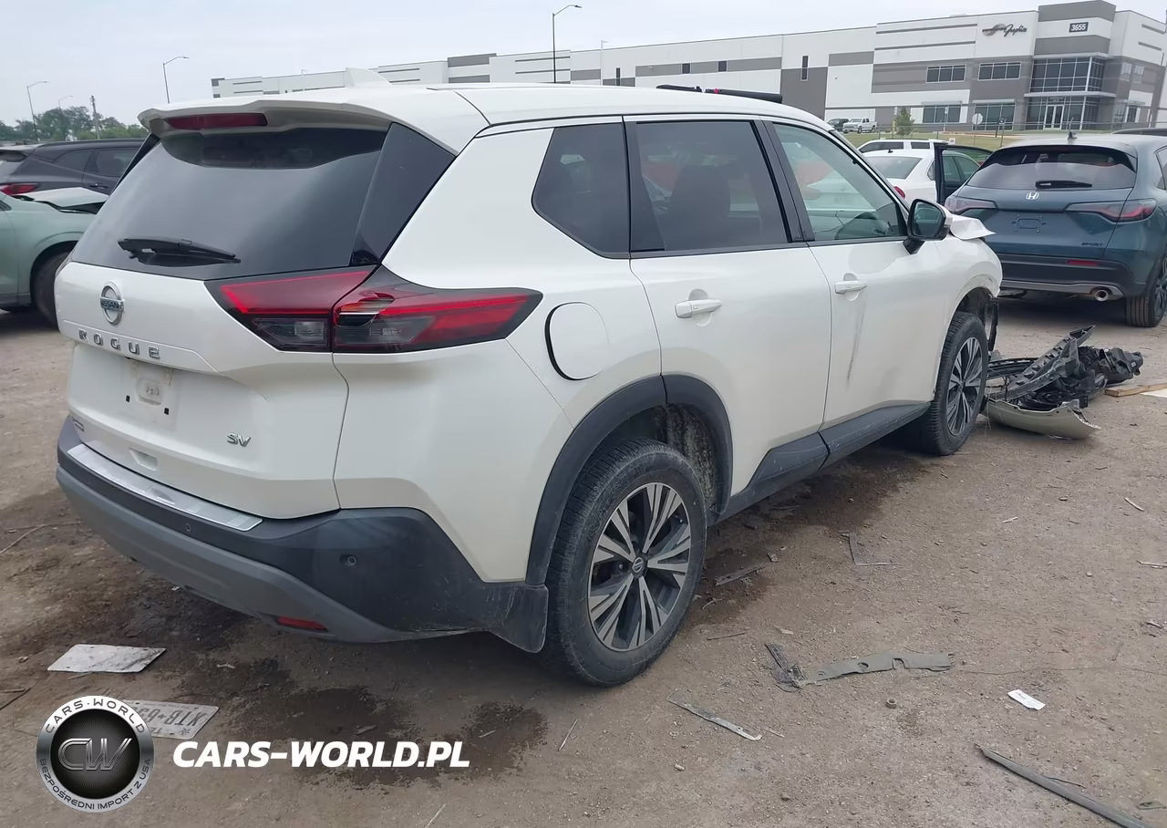 2021 Nissan Rogue Sv Fwd VIN:5N1AT3BA8MC824749 - 4