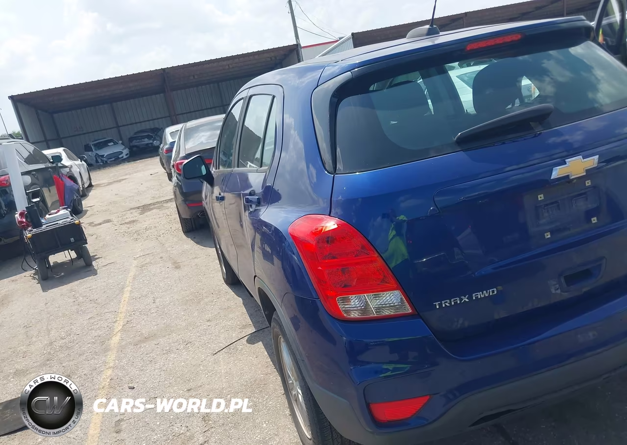 2017 Chevrolet Trax Ls VIN:3GNCJNSB4HL213982 - 3