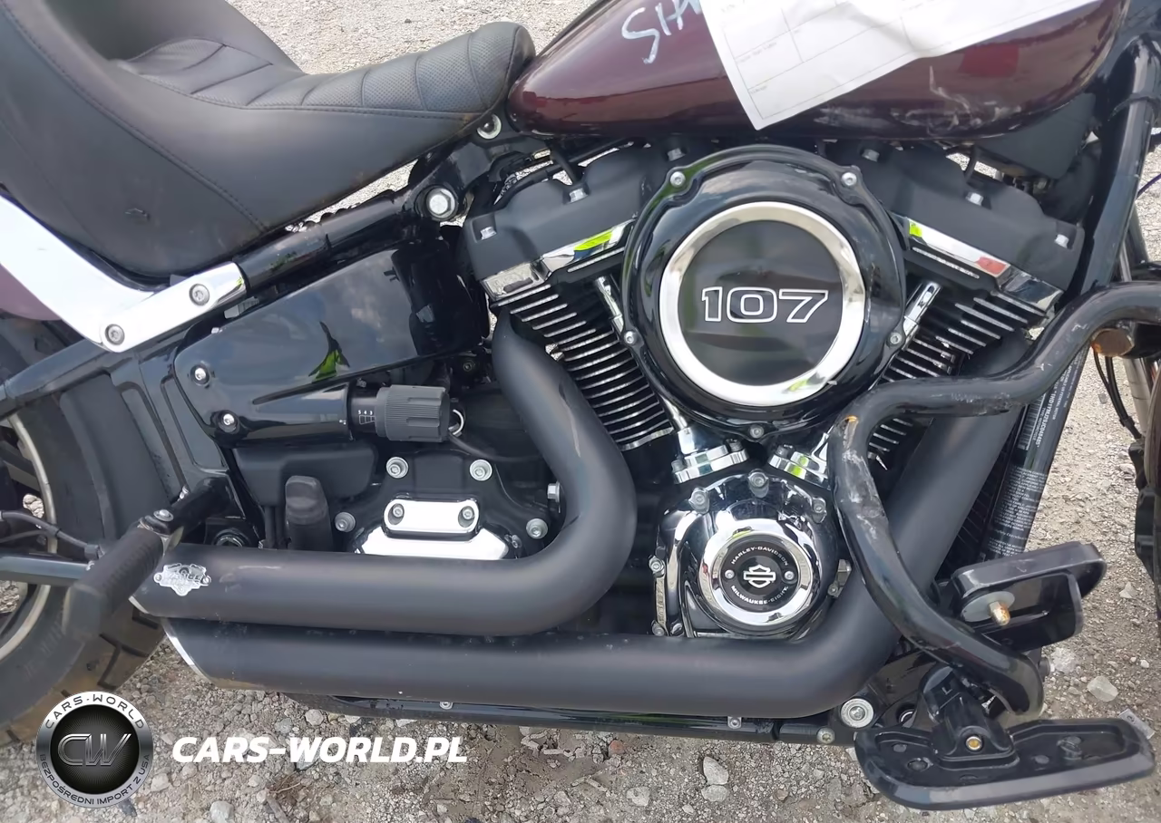 2018 Harley-Davidson Flsb Sport Glide VIN:1HD1YMJ29JC048485 - 8