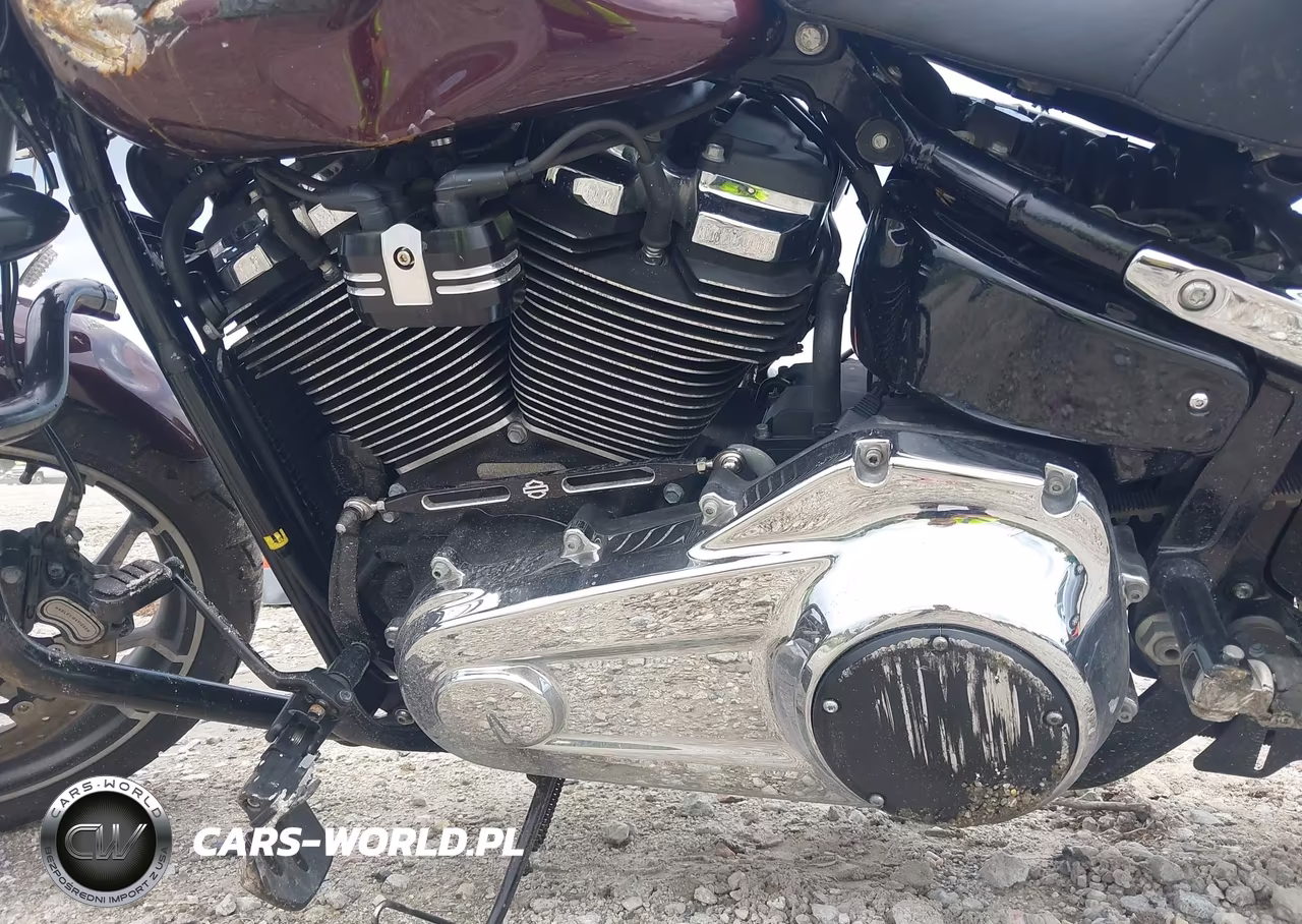 2018 Harley-Davidson Flsb Sport Glide VIN:1HD1YMJ29JC048485 - 9