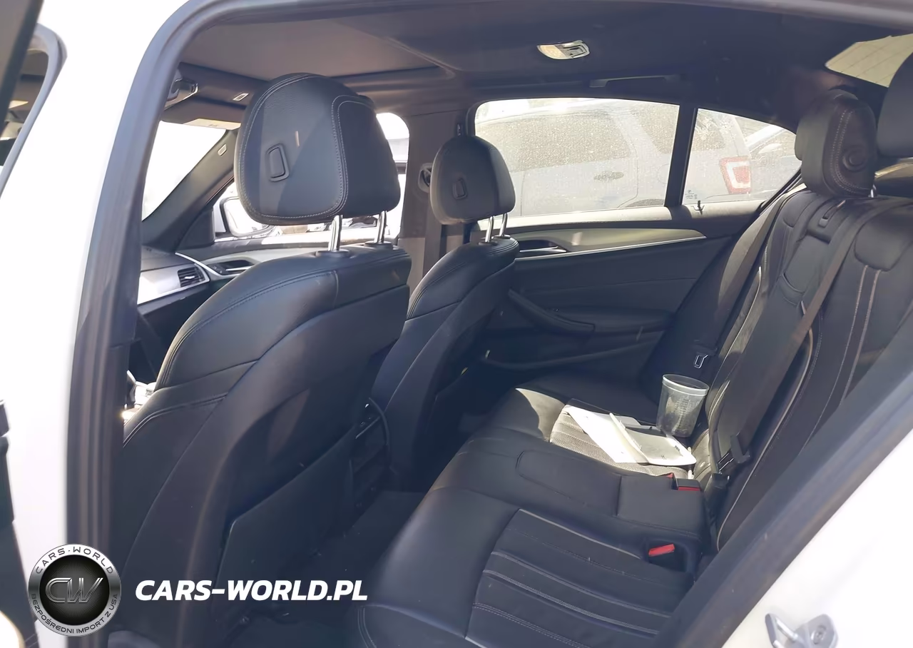 2018 BMW 530E Iperformance VIN:WBAJA9C54JB033843 - 12