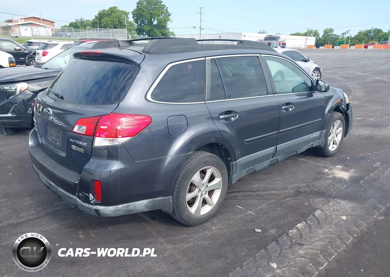 2013 Subaru Outback 2.5I Limited VIN:4S4BRCKC8D3223796 - 4