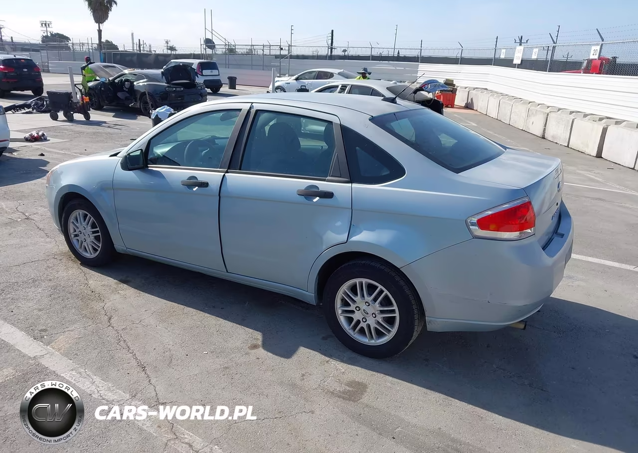 2009 Ford Focus Se VIN:1FAHP35N49W264116 - 3