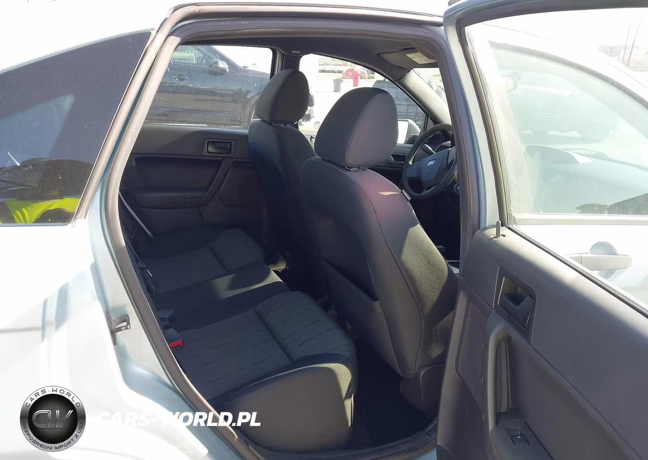 2009 Ford Focus Se VIN:1FAHP35N49W264116 - 8