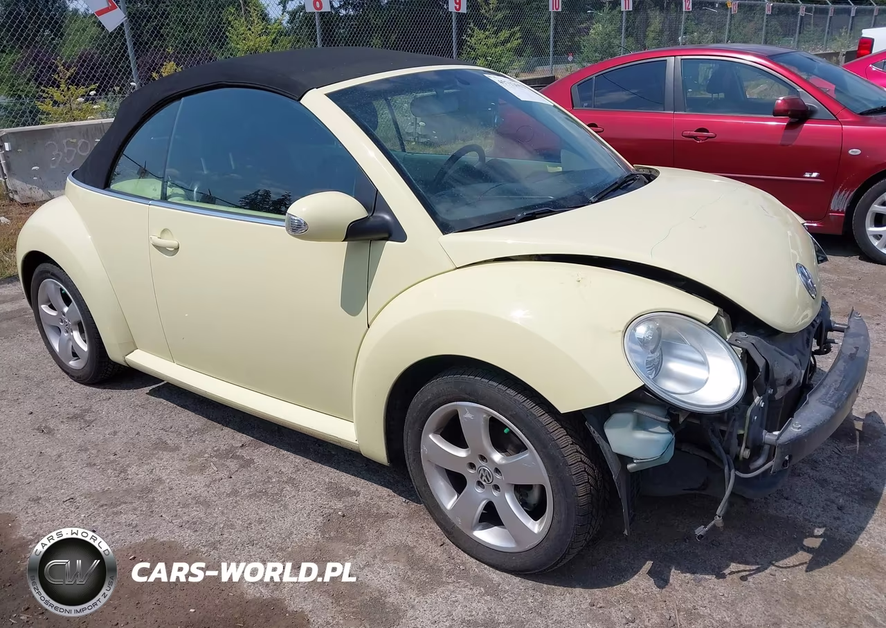 2006 Volkswagen New Beetle 2.5 – zdjęcie 1 z 15