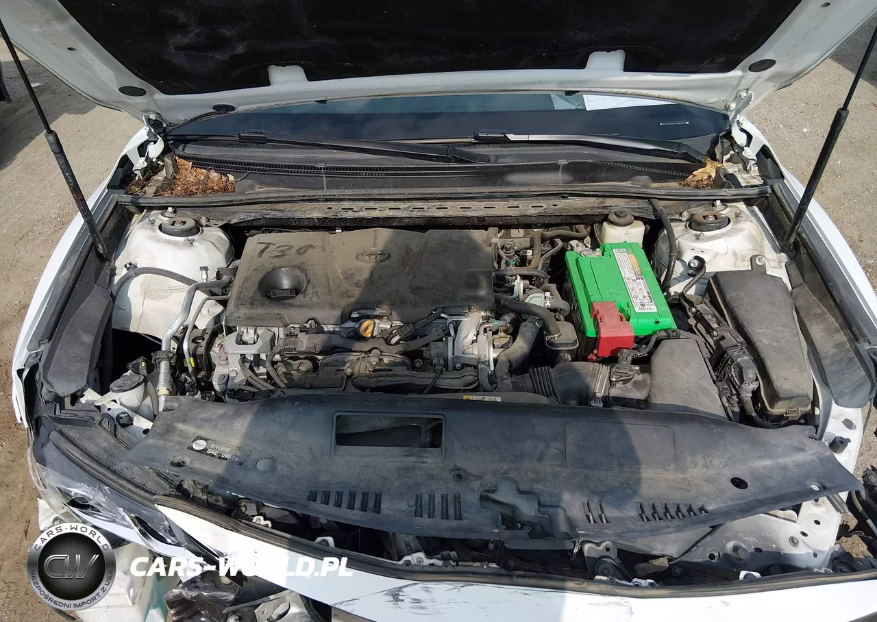 2018 Toyota Camry Le VIN:4T1B11HK0JU587842 - 10