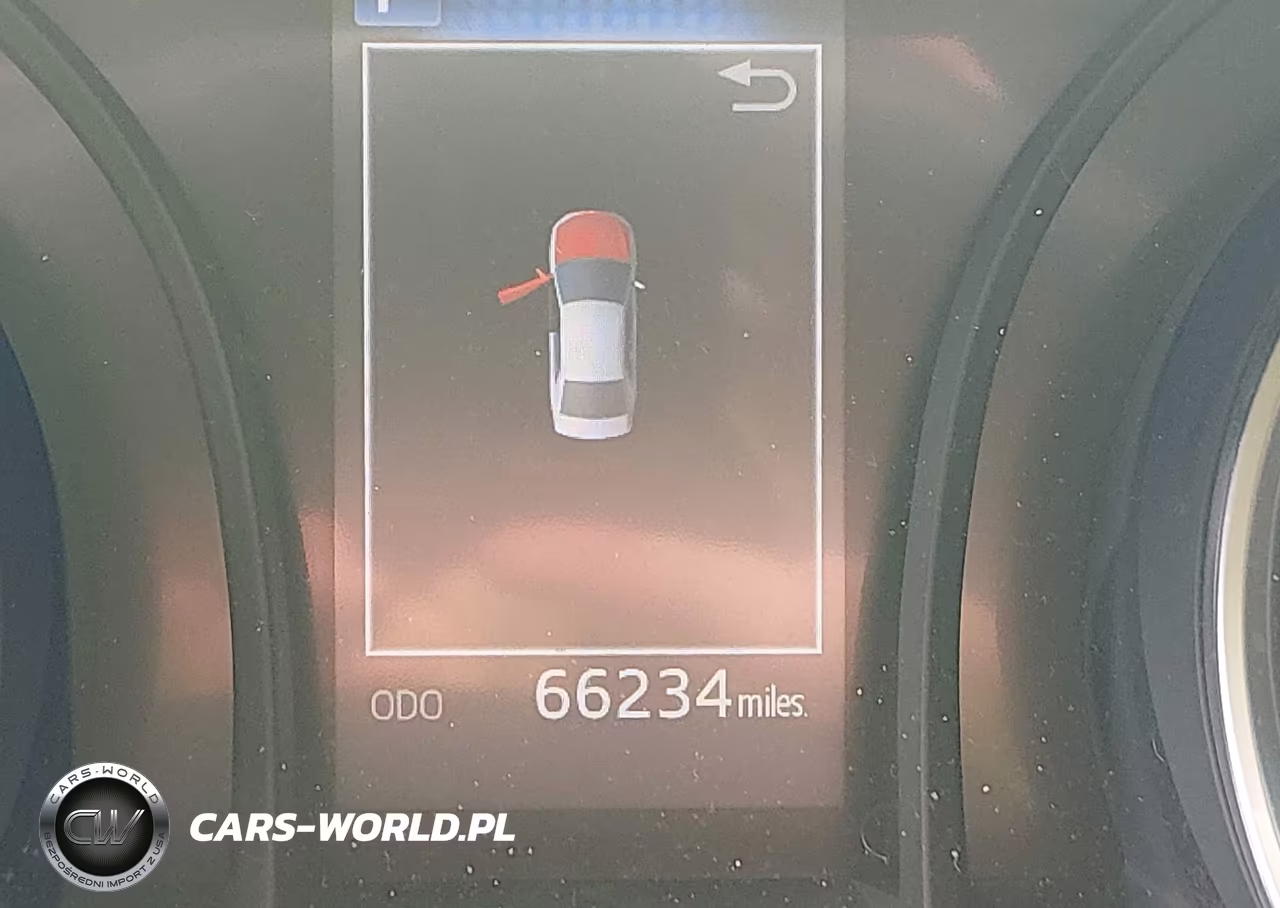 2018 Toyota Camry Le VIN:4T1B11HK0JU587842 - 15