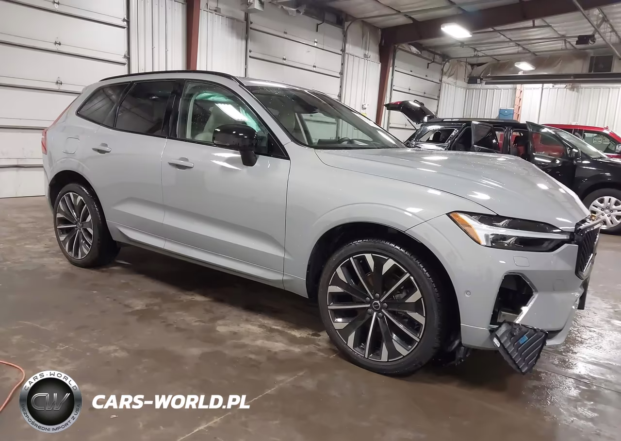 2026 Volvo Xc60 B5 Ultra – zdjęcie 1 z 18