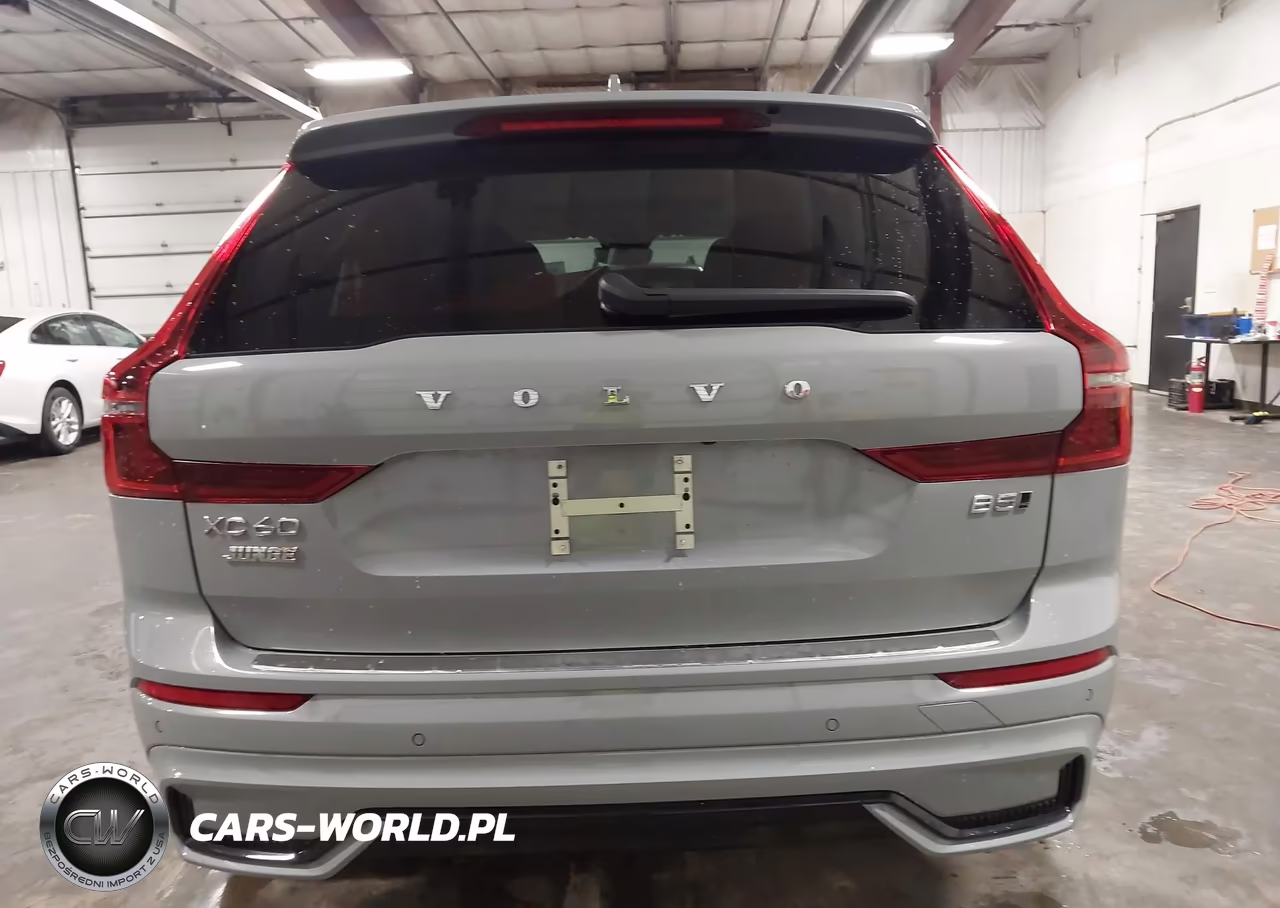 2026 Volvo Xc60 B5 Ultra VIN:YV4M12RM5T1389617 - 17
