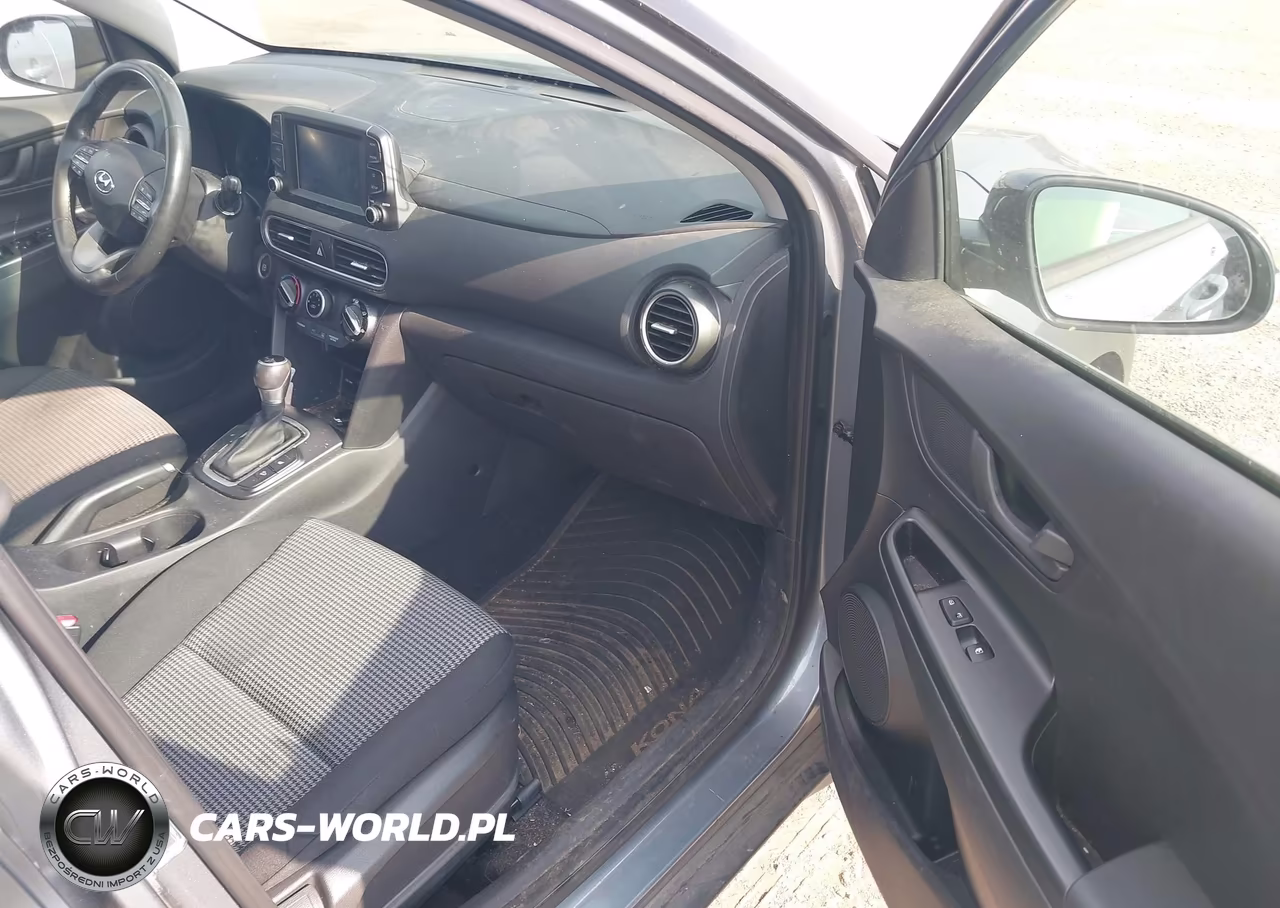 2018 Hyundai Kona Sel VIN:KM8K22AAXJU136096 - 5