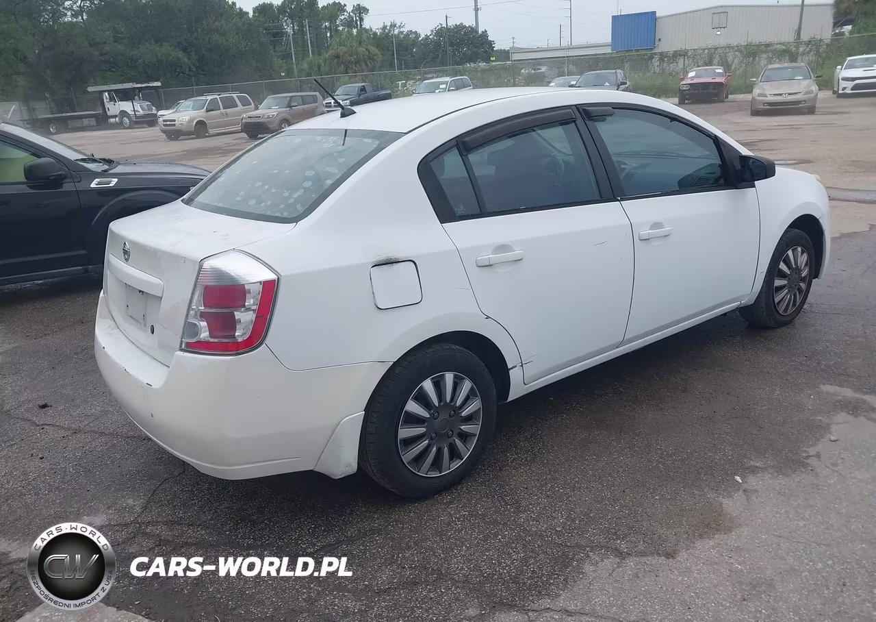 2009 Nissan Sentra 2.0 VIN:3N1AB61E49L628917 - 4