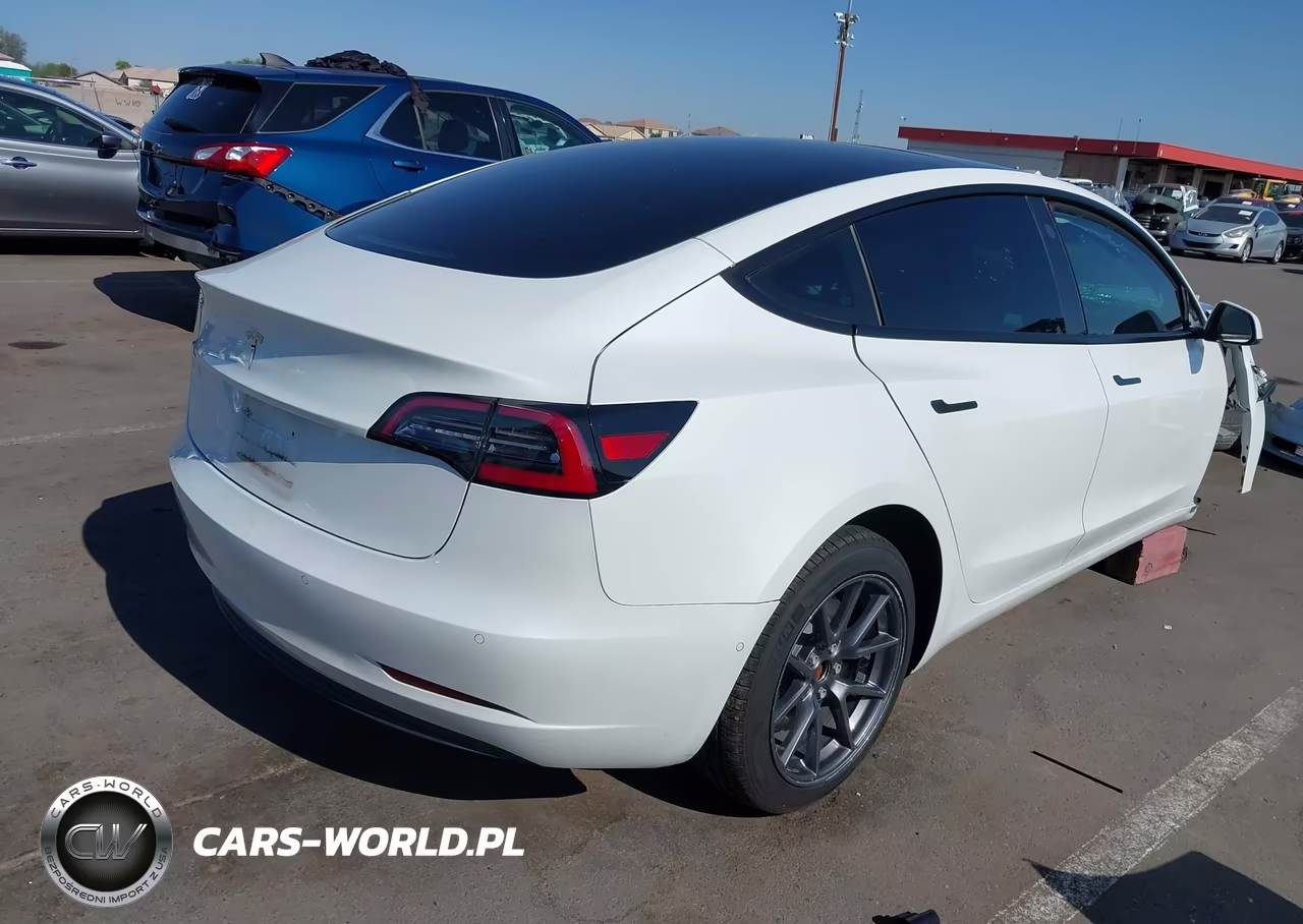 2021 Tesla Model 3 Standard Range Plus Rear-Wheel Drive VIN:5YJ3E1EA3MF994320 - 4