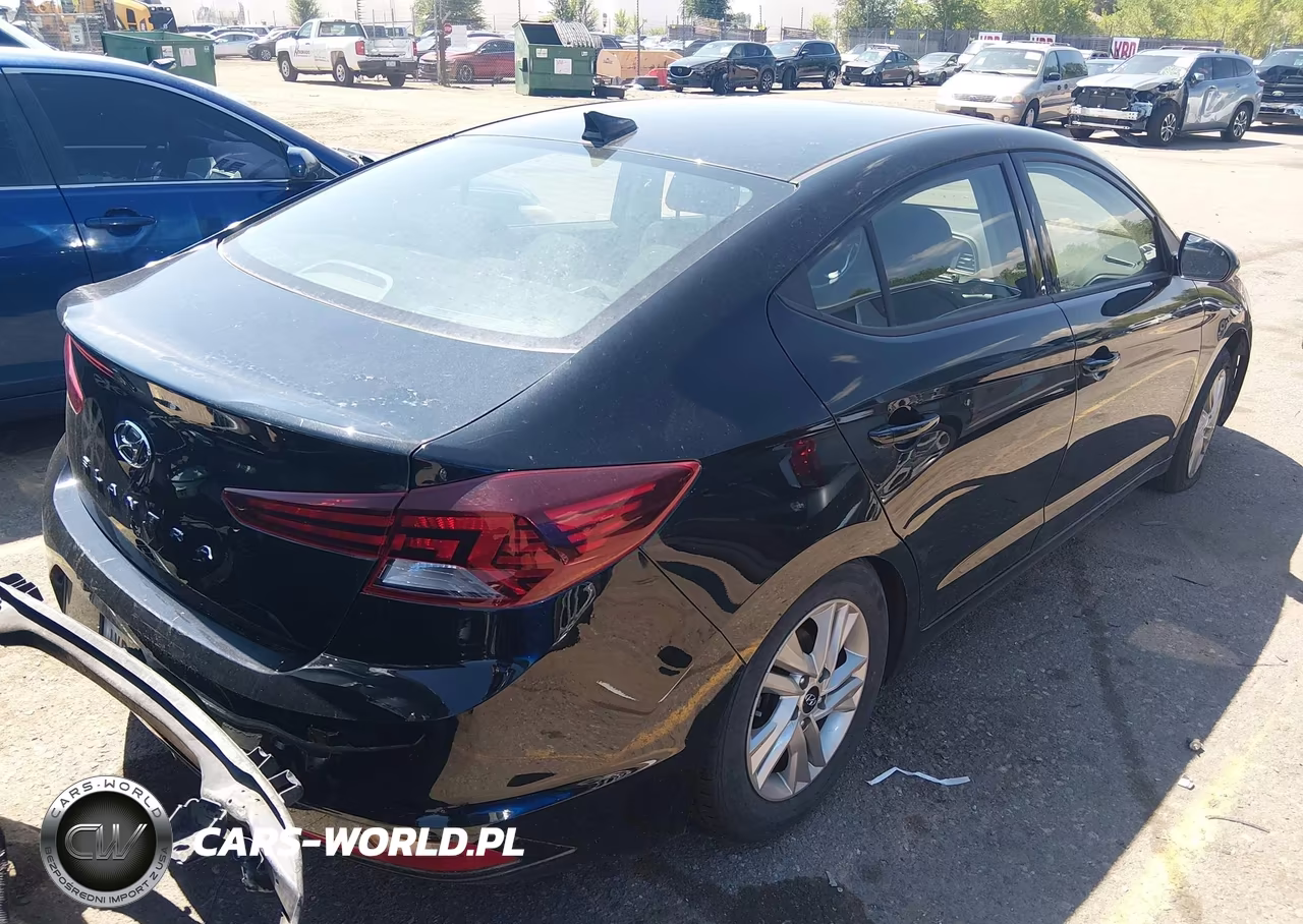 2020 Hyundai Elantra Sel VIN:5NPD84LF8LH551950 - 4
