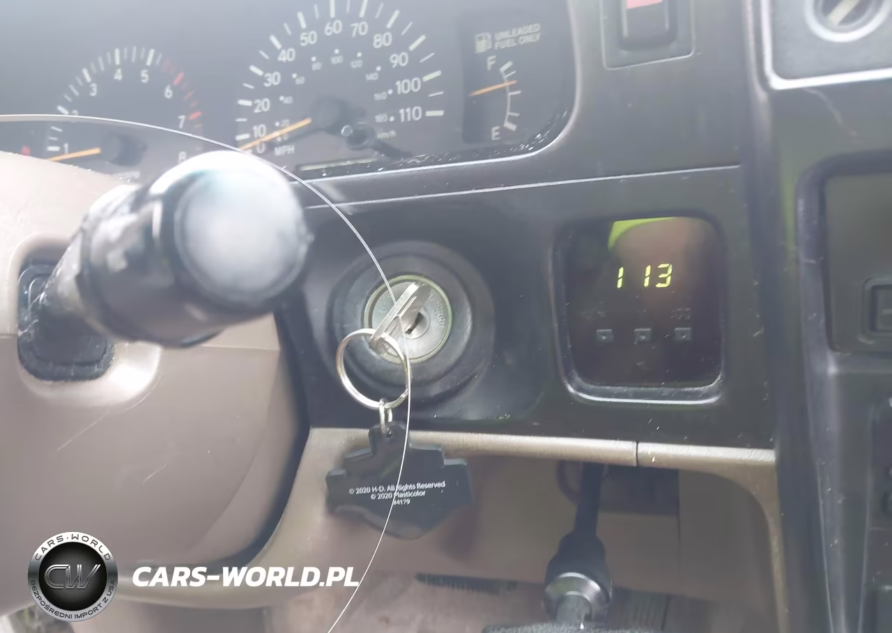1998 Toyota Tacoma Base V6 VIN:4TAWN72N8WZ173116 - 11
