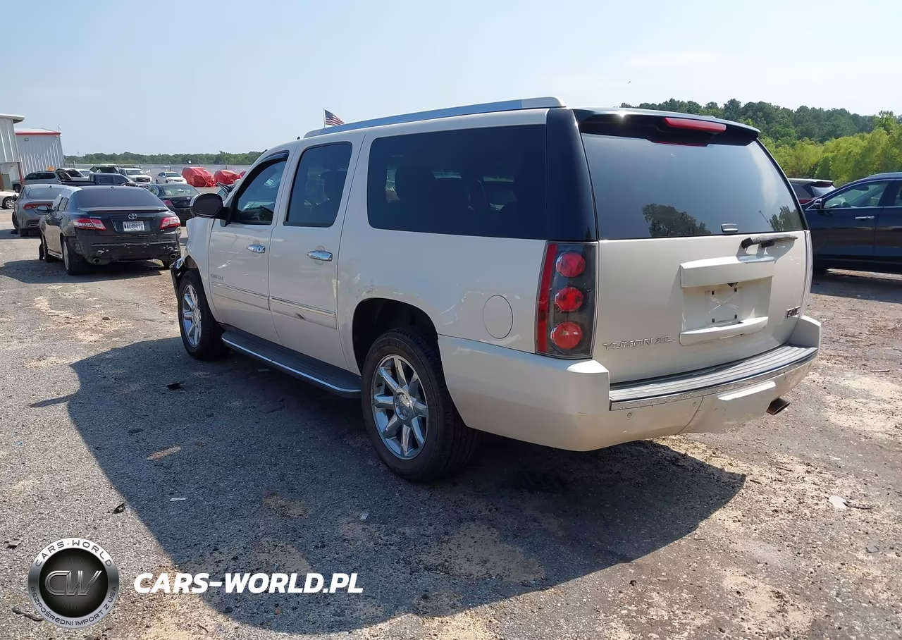 2013 GMC Yukon Xl 1500 Denali VIN:1GKS2MEFXDR364276 - 3