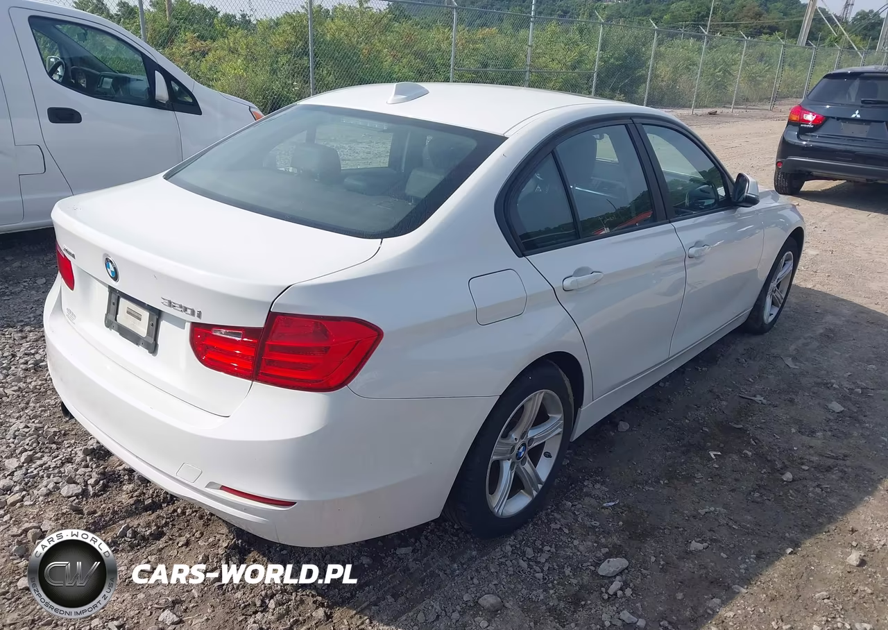 2015 BMW 320I xDrive VIN:WBA3C3G56FNS76232 - 4