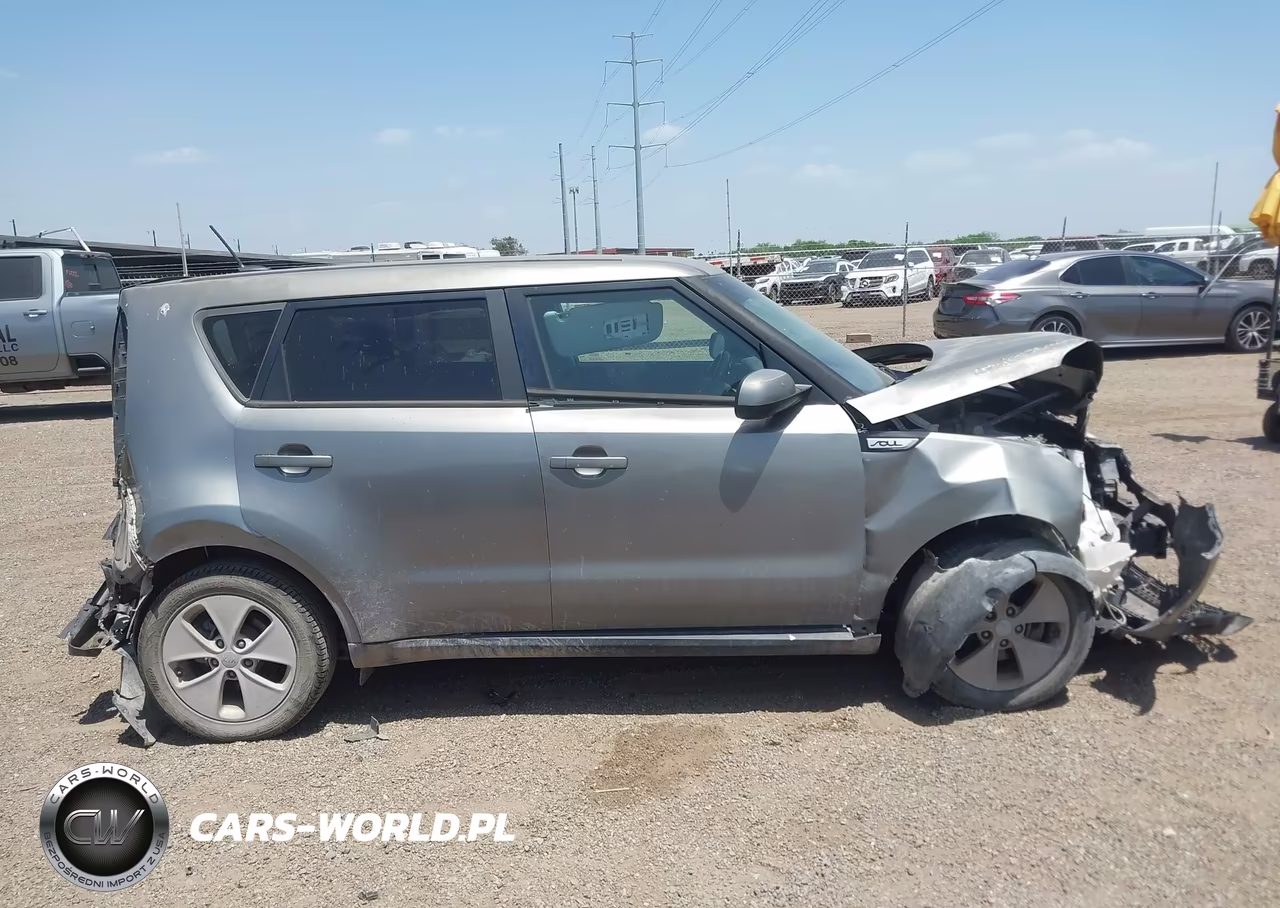 2015 Kia Soul VIN:KNDJN2A29F7217371 - 13