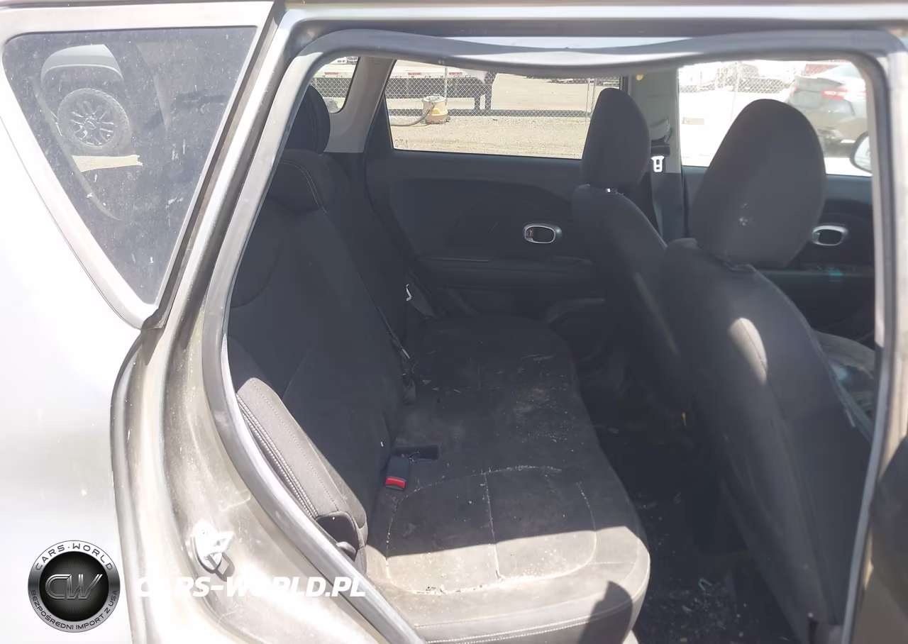2015 Kia Soul VIN:KNDJN2A29F7217371 - 8