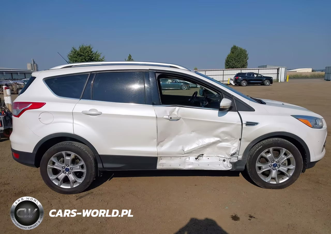 2014 Ford Escape Titanium VIN:1FMCU9J98EUB46581 - 13