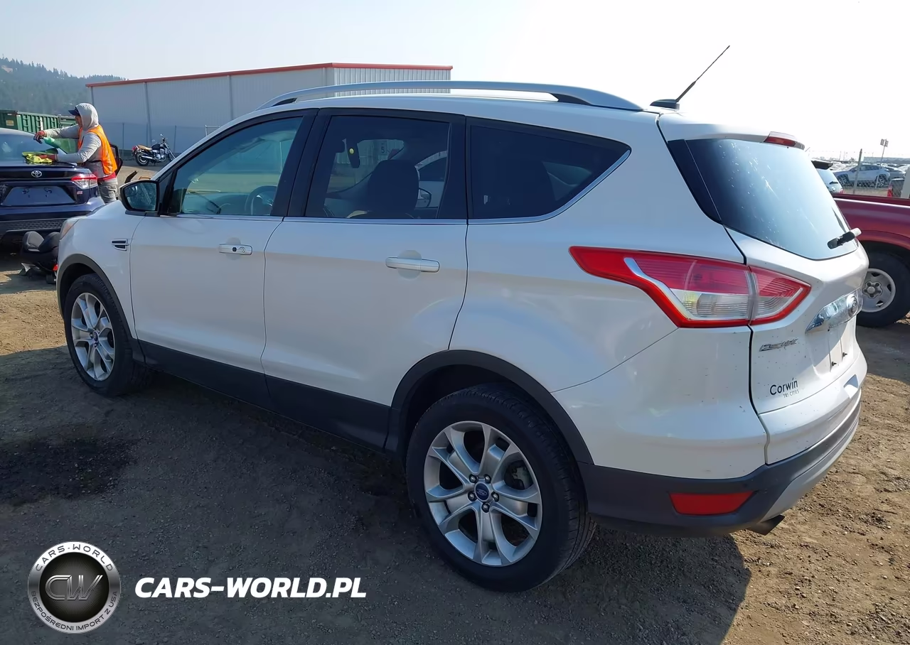 2014 Ford Escape Titanium VIN:1FMCU9J98EUB46581 - 3