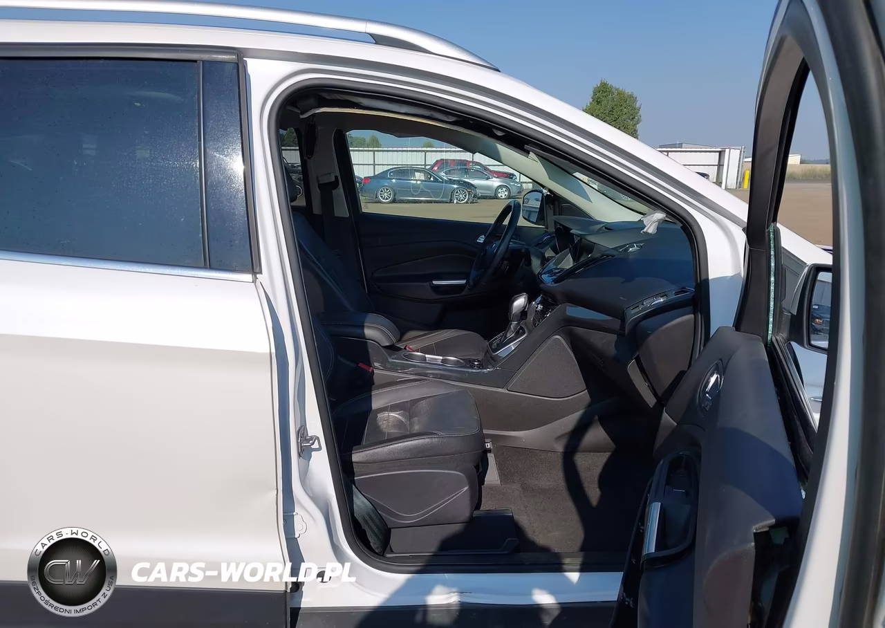 2014 Ford Escape Titanium VIN:1FMCU9J98EUB46581 - 5