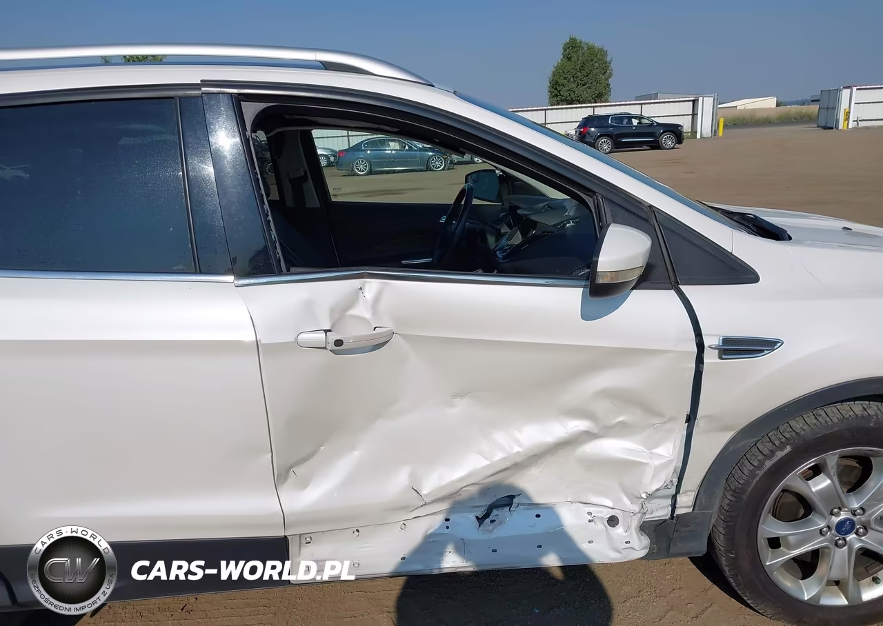 2014 Ford Escape Titanium VIN:1FMCU9J98EUB46581 - 6