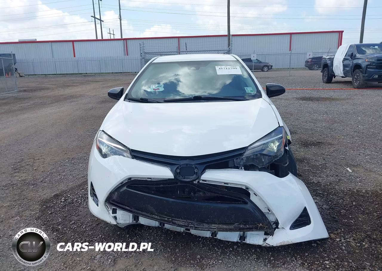 2017 Toyota Corolla Le VIN:5YFBURHE5HP734412 - 13