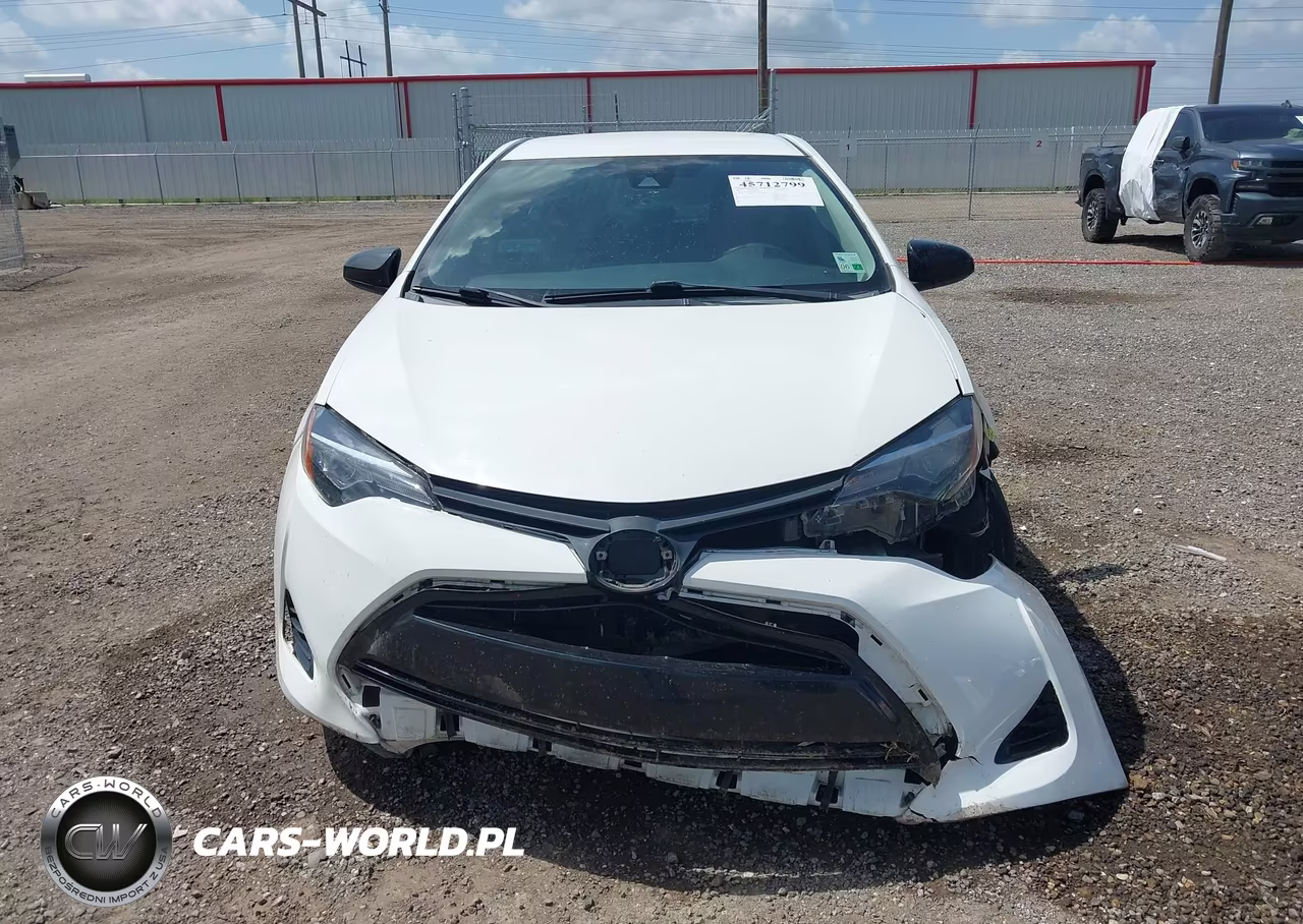 2017 Toyota Corolla Le VIN:5YFBURHE5HP734412 - 6