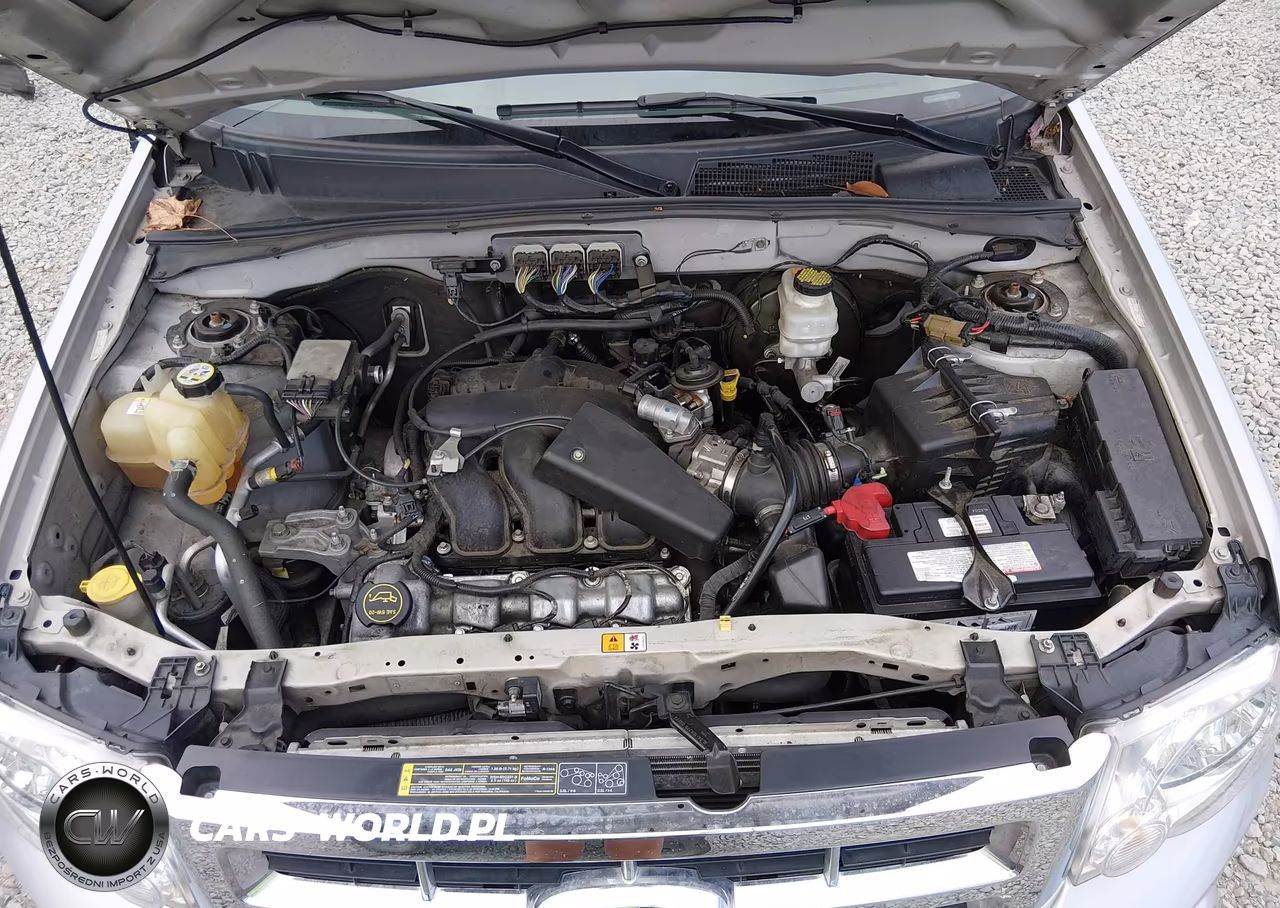 2008 Ford Escape Xlt VIN:1FMCU93128KB69118 - 10