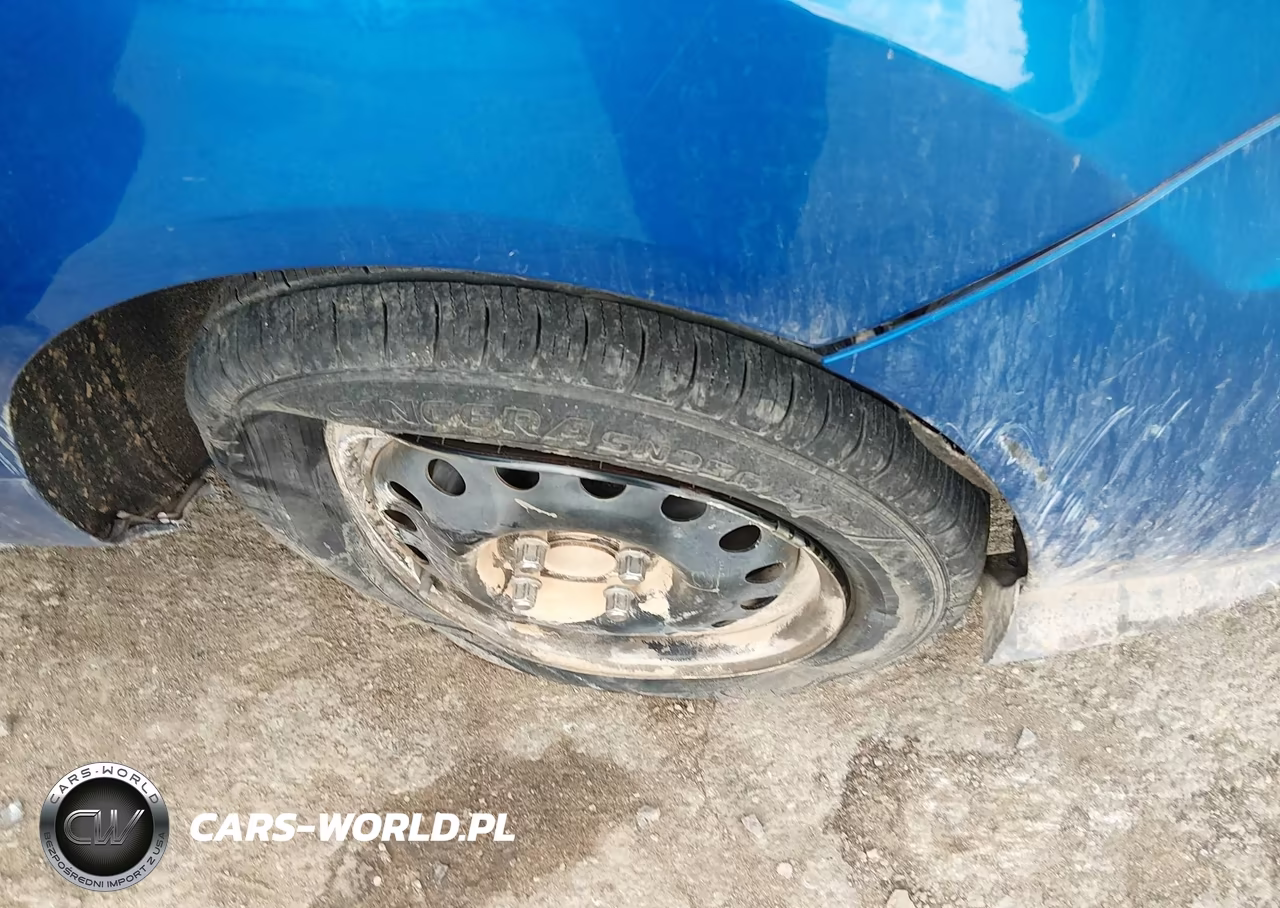 2011 Ford Fiesta Se VIN:3FADP4BJ0BM135205 - 12