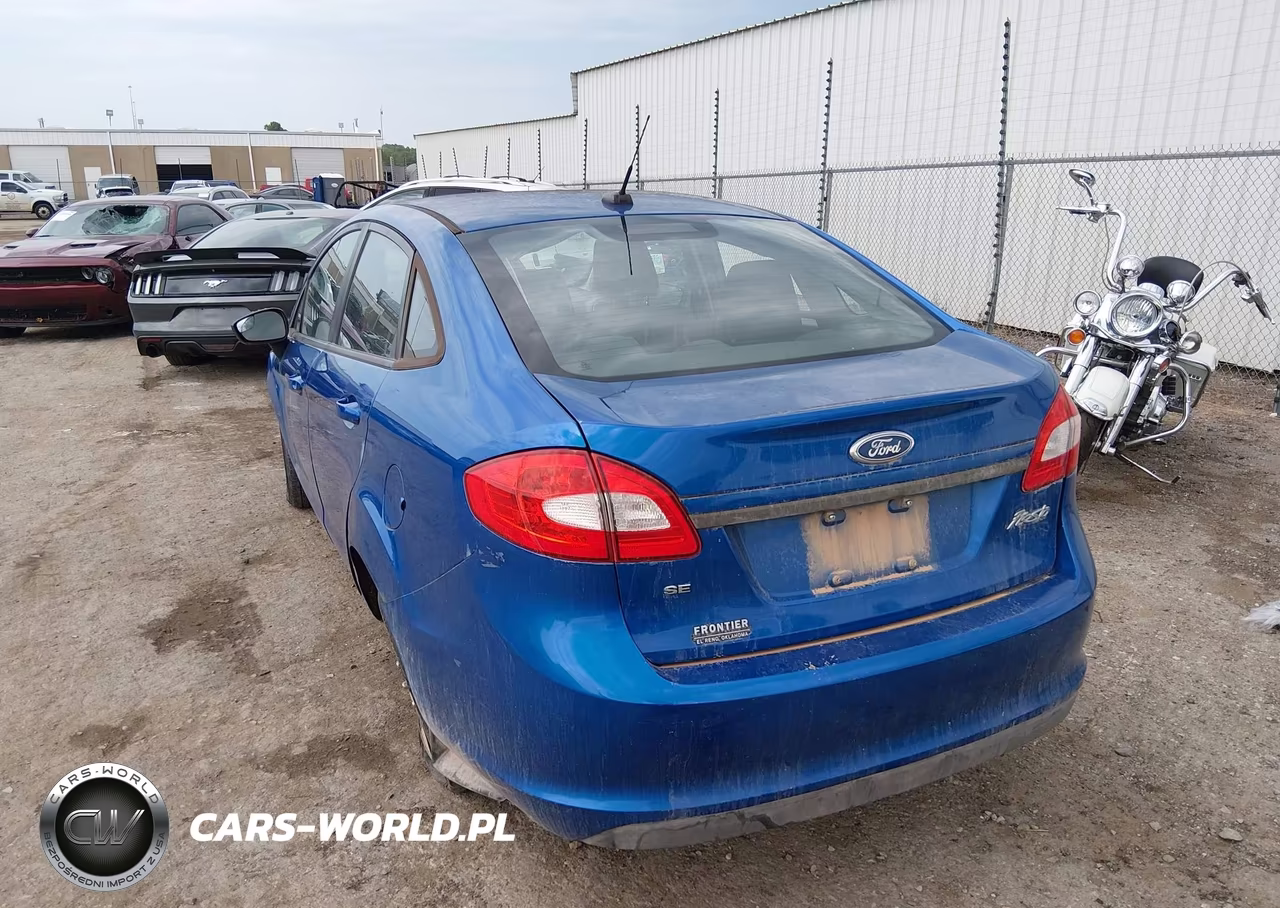 2011 Ford Fiesta Se VIN:3FADP4BJ0BM135205 - 3
