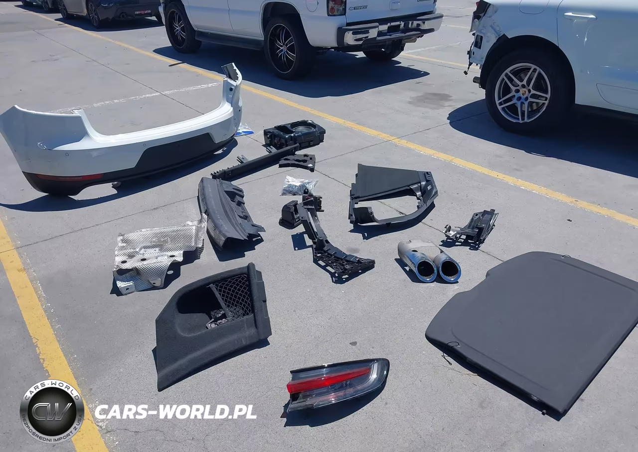2019 Porsche Macan VIN:WP1AA2A58KLB05277 - 19