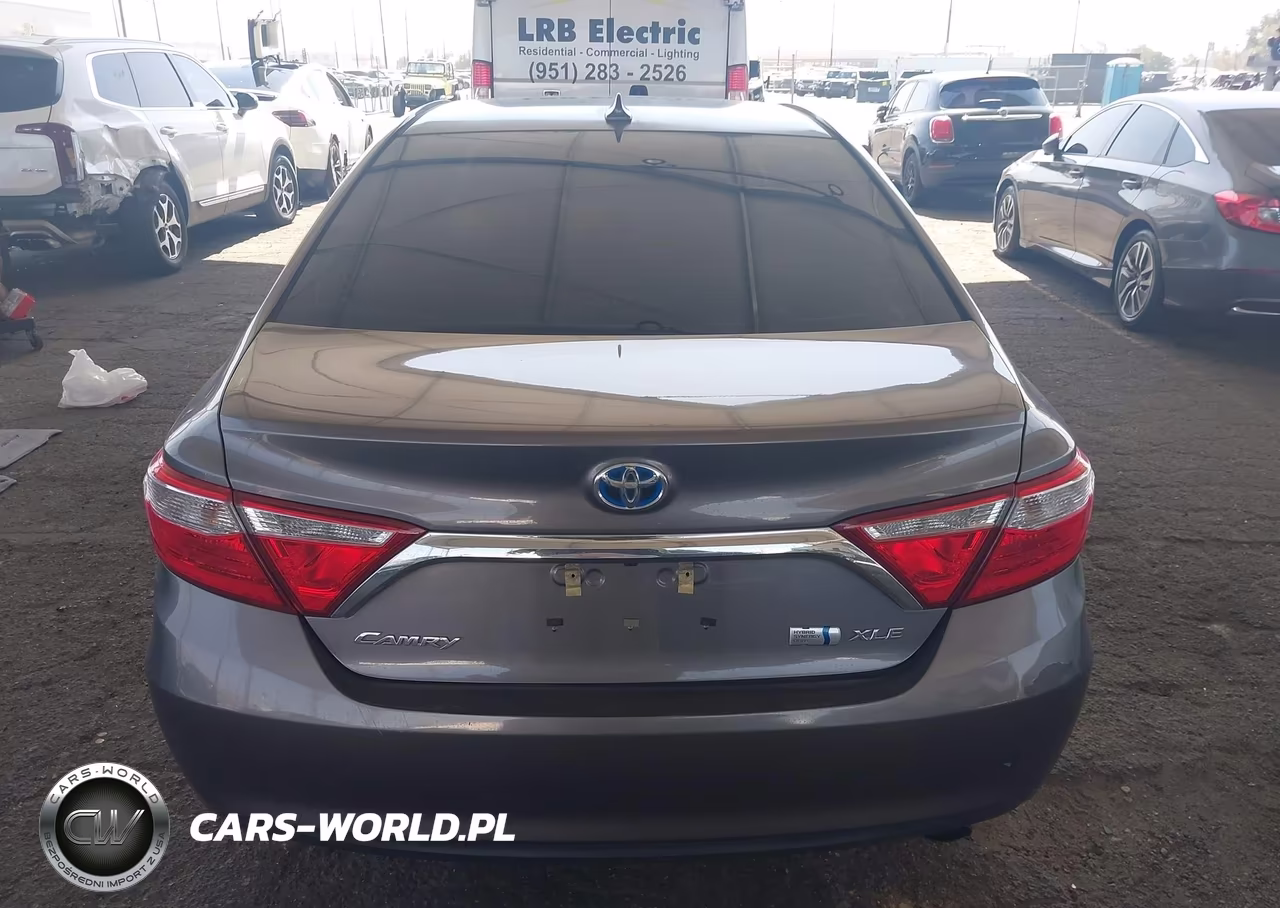 2015 Toyota Camry Hybrid Xle VIN:4T1BD1FK8FU165934 - 17