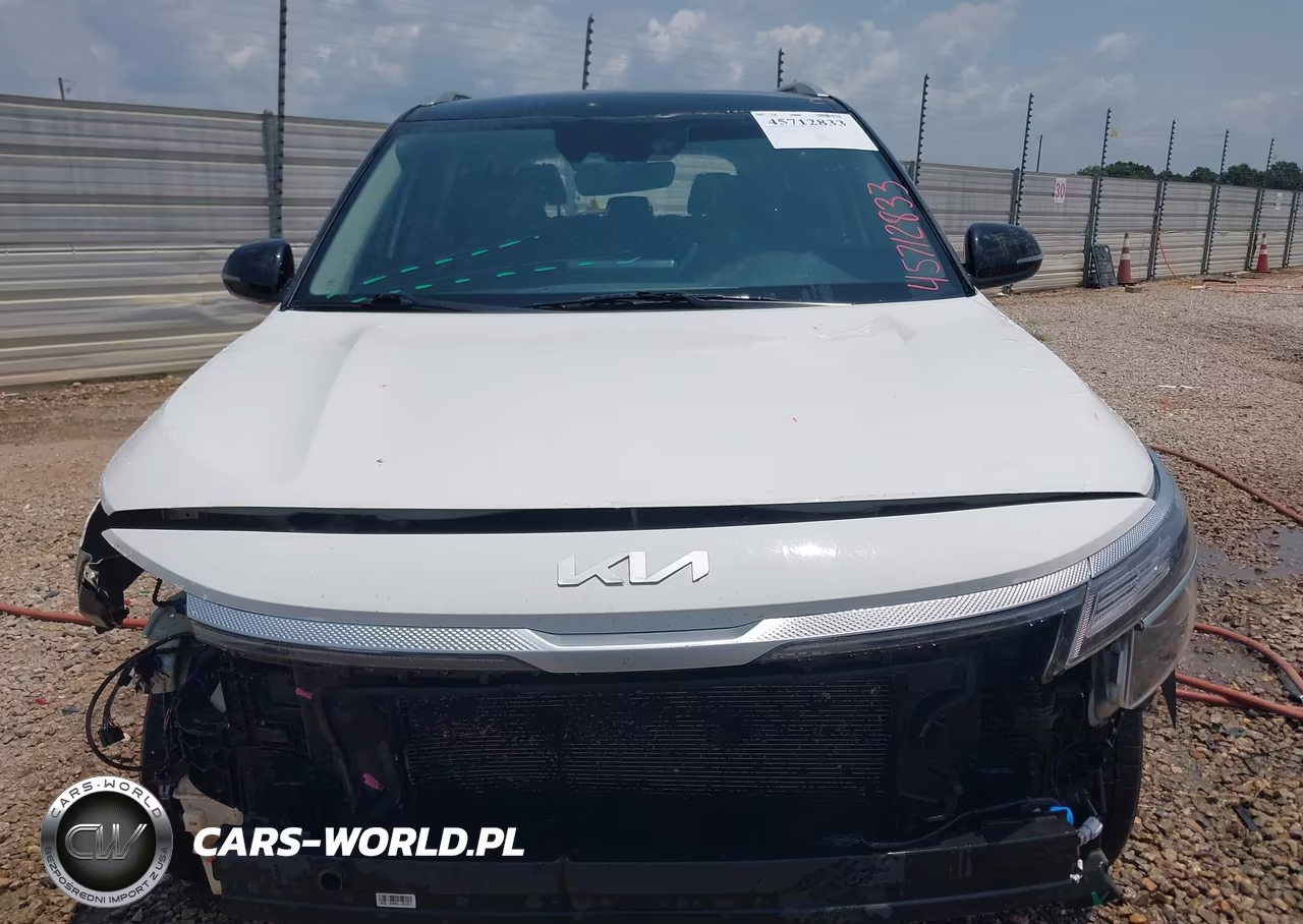 2023 Kia Seltos S VIN:KNDEU2AAXP7398218 - 12