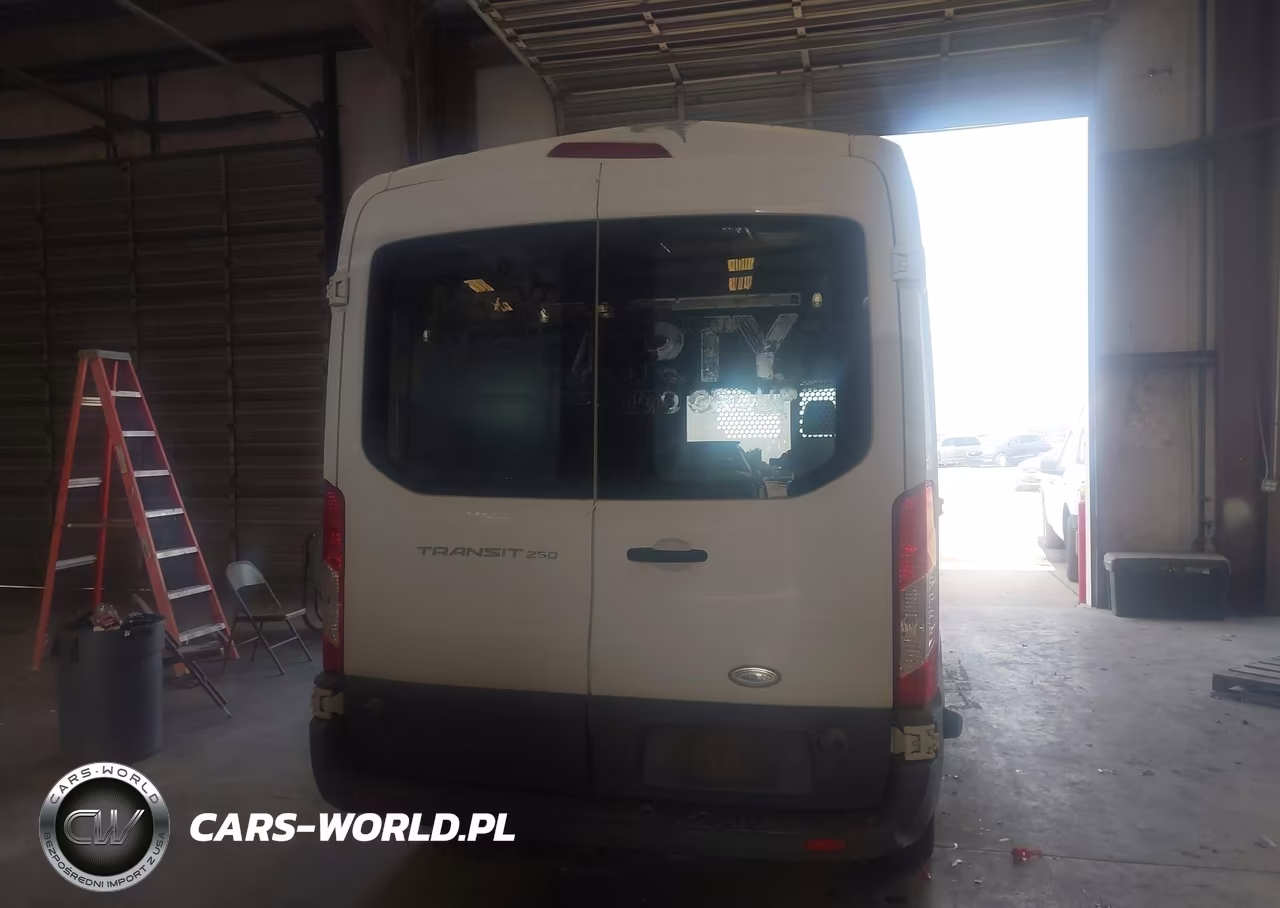 2015 Ford Transit-250 VIN:1FTNR2CM5FKA06136 - 17