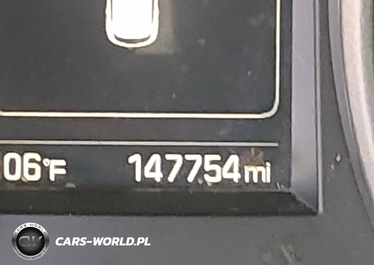 2018 Hyundai Santa Fe Sport 2.4L VIN:5NMZTDLB2JH089722 - 15
